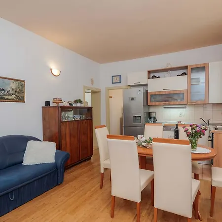 Pere Apartman Trogir